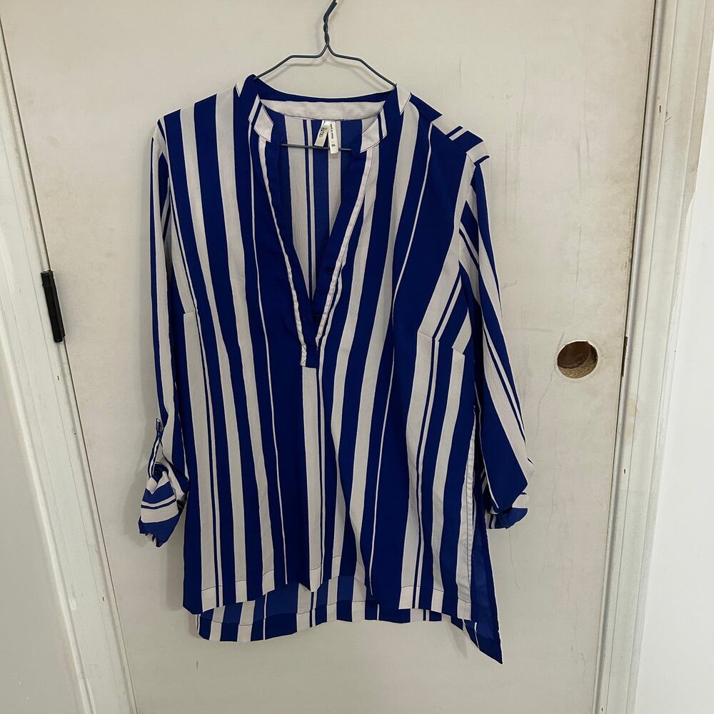 Truth Blue and White Striped 3/4 Sleeve Blouse size XL
